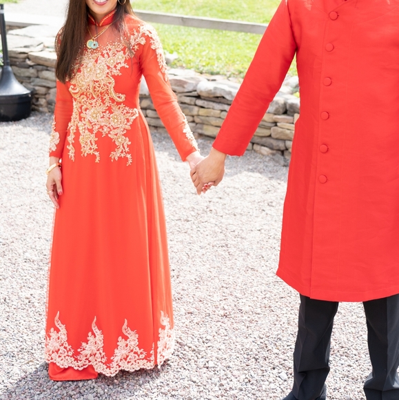 Vietnamese Wedding Ao Dai - Picture 2 of 2